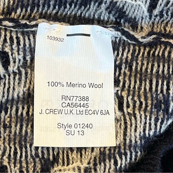 J Crew Womens Vintage Black White Fish Pattern 100% Merino Wool Sweater XXS - Picture 11 of 14